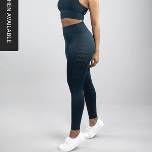 BuffBunny Vibe Leggings